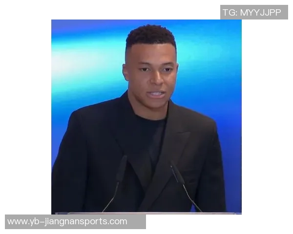 姆巴佩赞阿什拉夫社媒庆祝胜利引热议姆总点赞太牛了